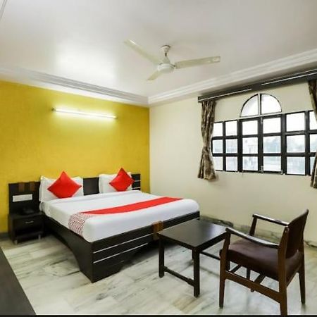 Hotel Asopalav Ambaji Екстериор снимка